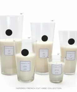 VOYAGE ET CIE LAVENDER CANDLE (Available In 2 Sizes)