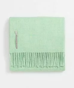 Gifts By Occasion Throw Collection Classic Solid Alpaca By Alicia Adams 32 Gifts By Occasion Throw Collection Classic Solid Alpaca By Alicia Adams