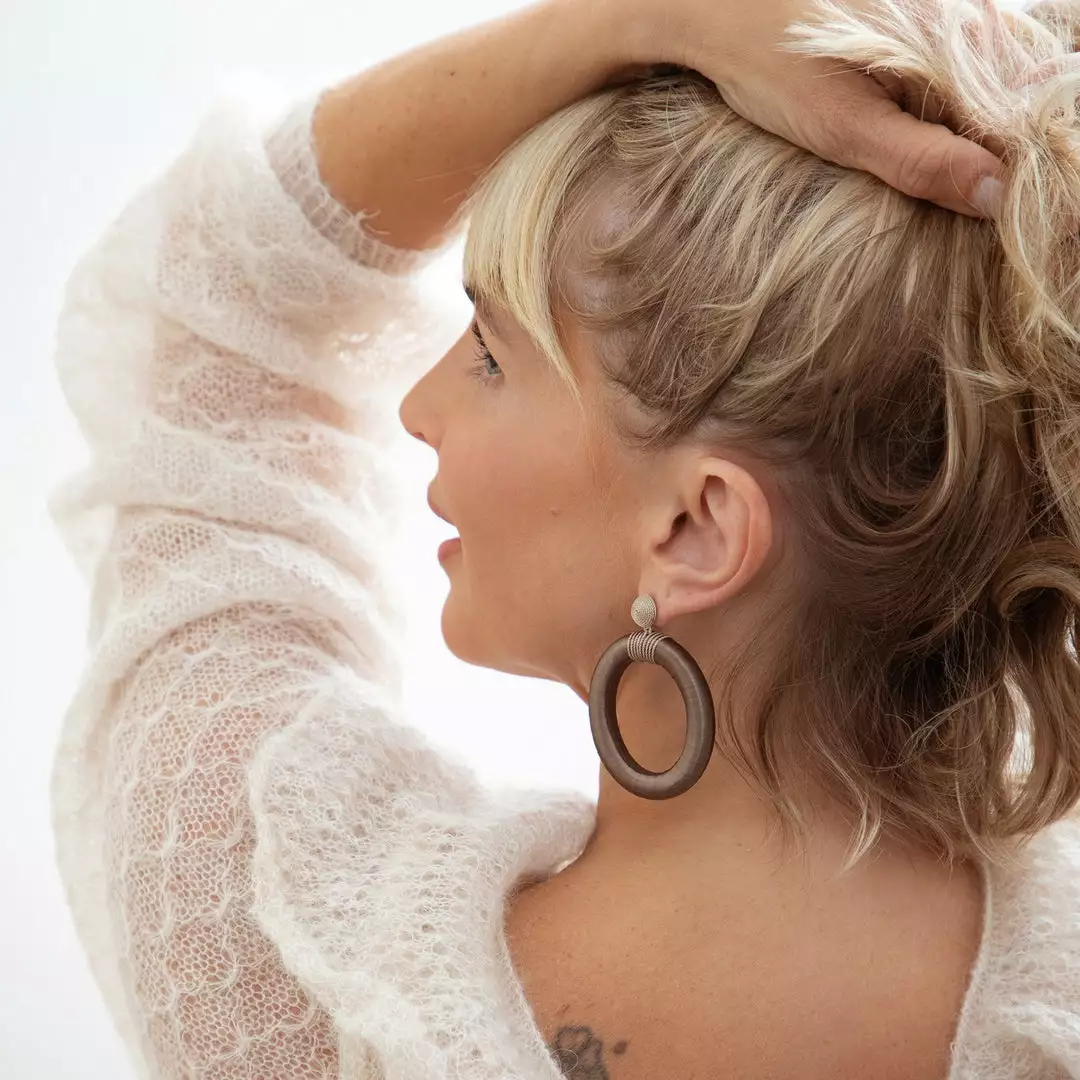 Lori Weitzner Gifts By Recipient Chandra Earrings In Umber Lori Weitzner Gifts By Recipient Chandra Earrings In Umber