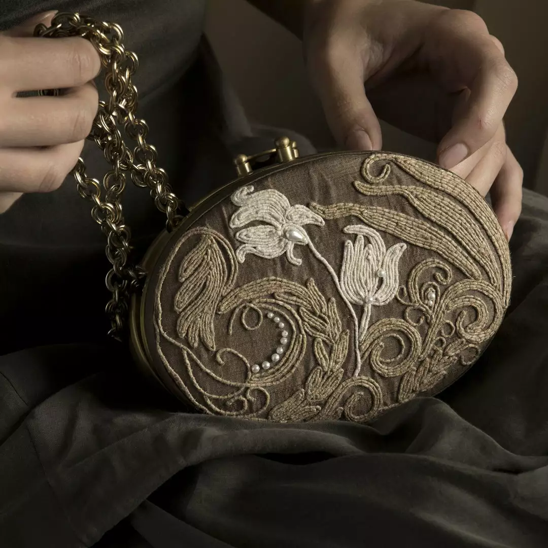 Lori Weitzner Gifts By Recipient Gaia Clutch Lori Weitzner Gifts By Recipient Gaia Clutch