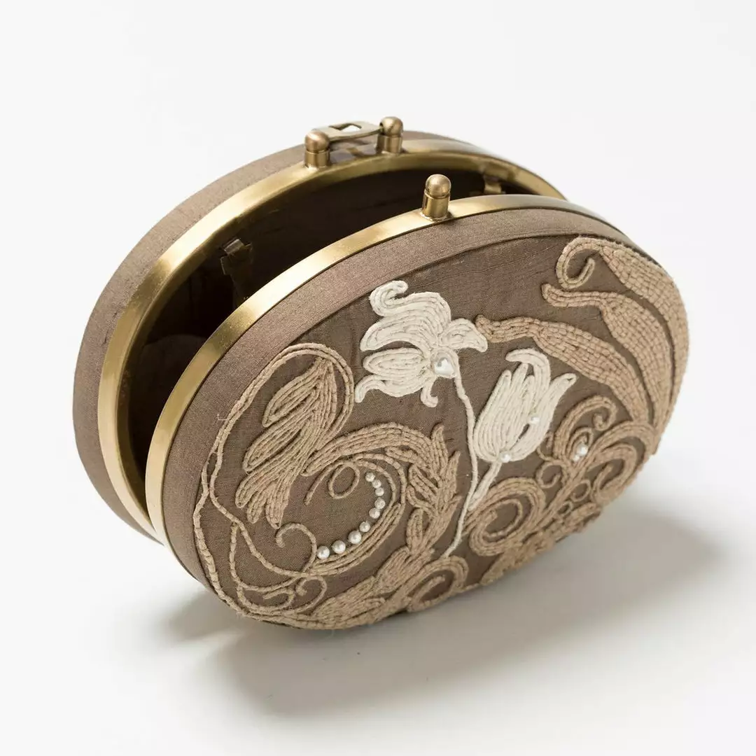 Lori Weitzner Gifts By Recipient Gaia Clutch Lori Weitzner Gifts By Recipient Gaia Clutch